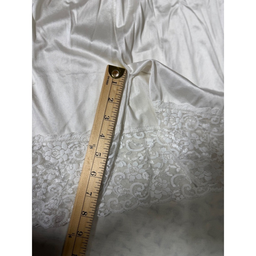 Vintage Ivory Nylon Half Slip Lace Trim Side Slit Elastic Waist Size Medium - Picture 5 of 13